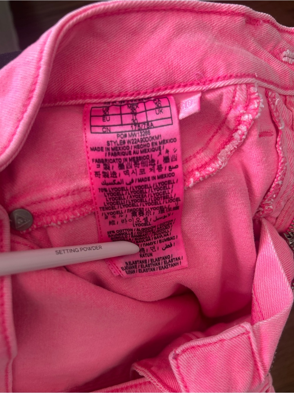Guess Pink Skinny Jeans with Back Logo - Picture 6 of 6